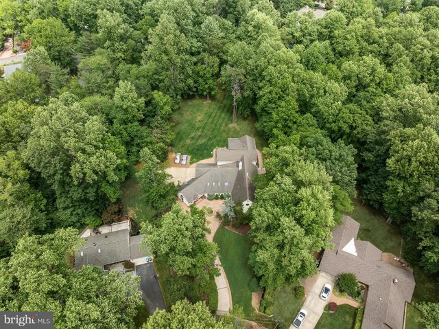 14 E RIDING DR, Cherry Hill, NJ 08003