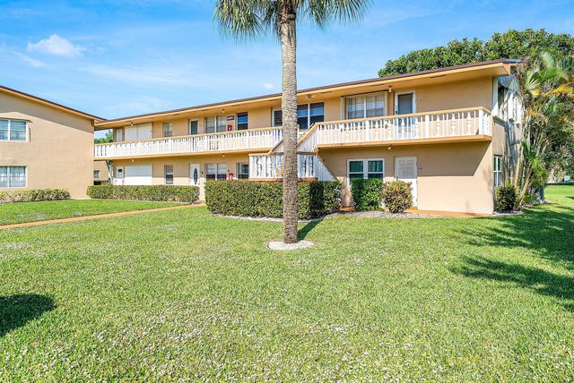 203 Coventry I 203, West Palm Beach, FL 33417