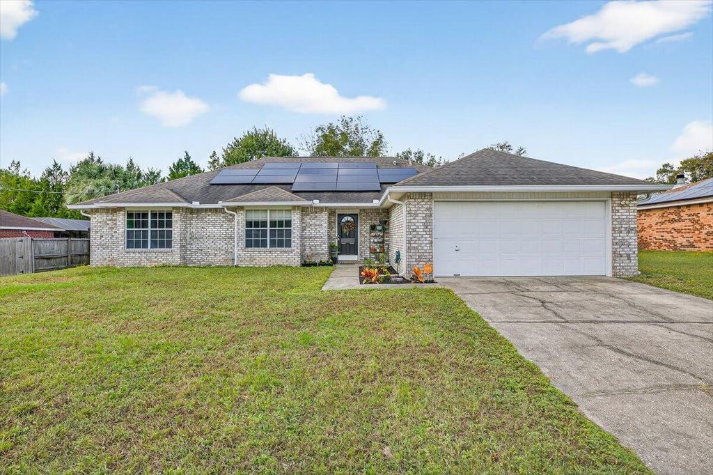 608 Northview Drive, Crestview, FL 32536