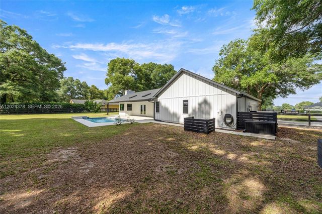3251 SW 56th Ave, Ocala, FL 34474