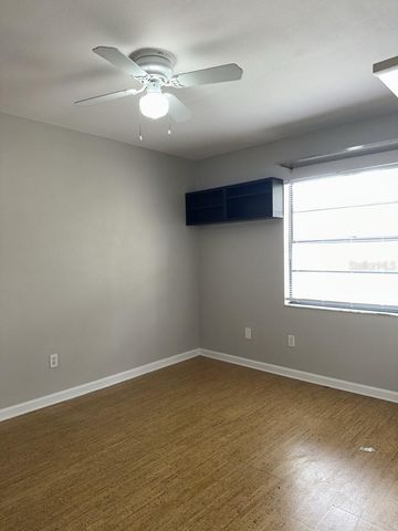 4707 RANCHWAY COURT, Tampa, FL 33624