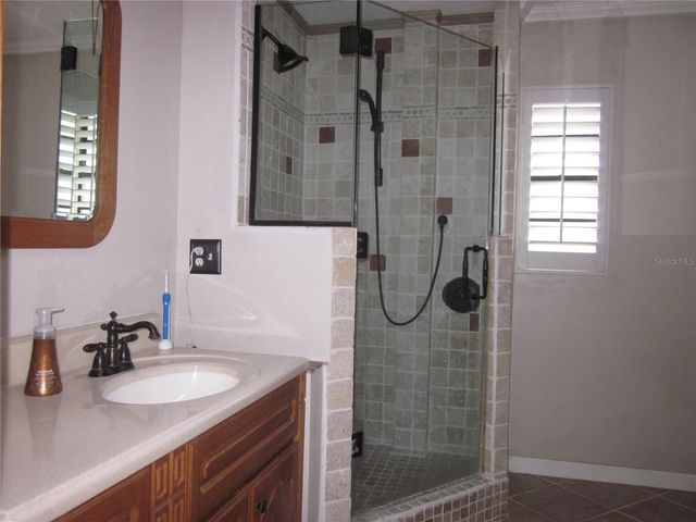 4707 RANCHWAY COURT, Tampa, FL 33624