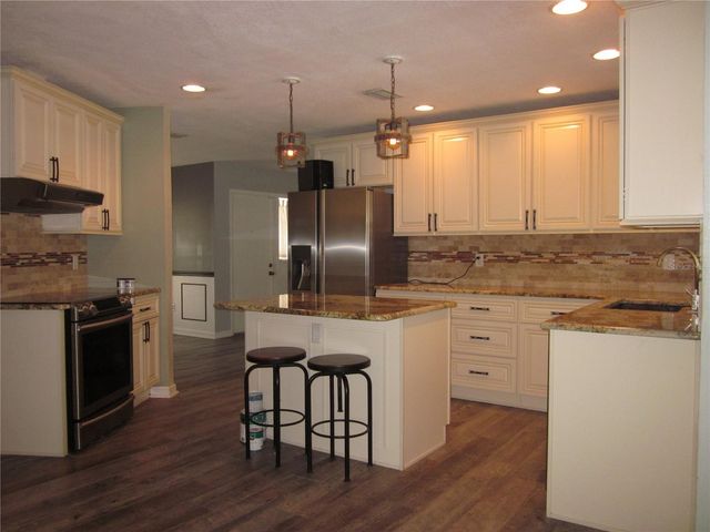 4707 RANCHWAY COURT, Tampa, FL 33624