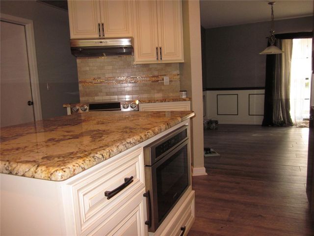 4707 RANCHWAY COURT, Tampa, FL 33624