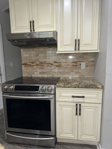 4707 RANCHWAY COURT, Tampa, FL 33624