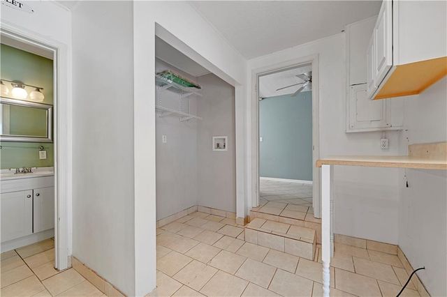 8101 GOODMAN Street, Overland Park, KS 66204