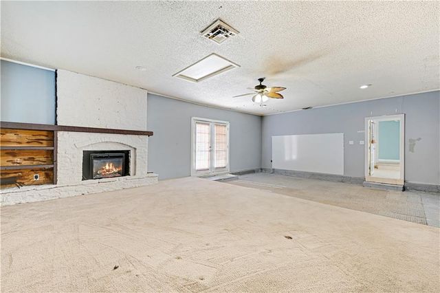 8101 GOODMAN Street, Overland Park, KS 66204