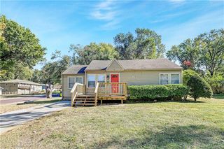 8101 GOODMAN Street, Overland Park, KS 66204