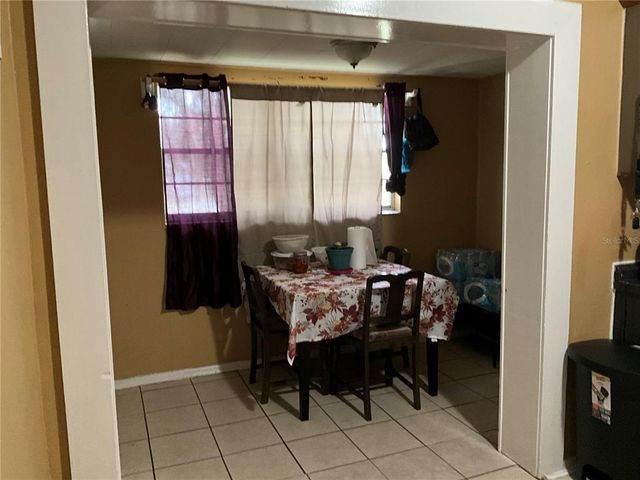110 COUNTRY CLUB CIRCLE, Sanford, FL 32771
