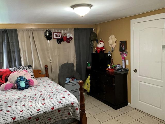 110 COUNTRY CLUB CIRCLE, Sanford, FL 32771