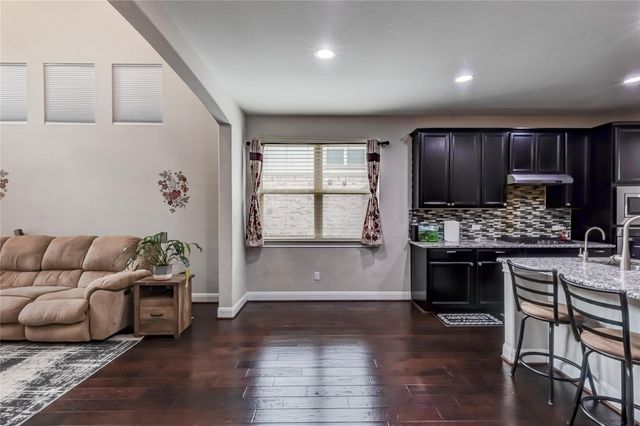 4424 Casa Robles DR, Leander, TX 78641