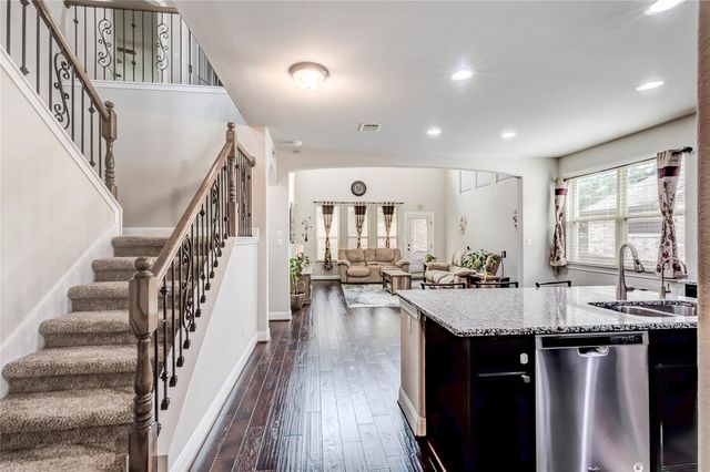 4424 Casa Robles DR, Leander, TX 78641