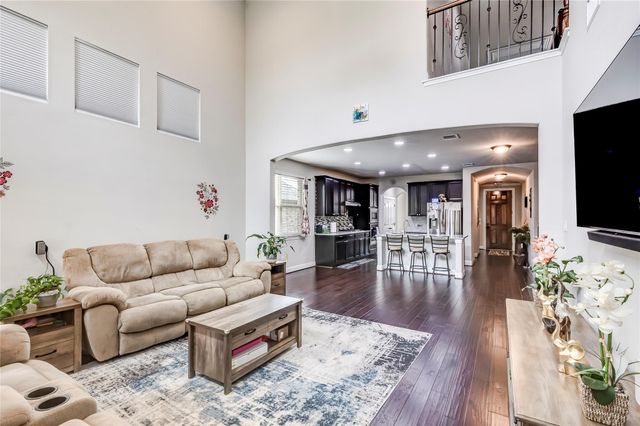 4424 Casa Robles DR, Leander, TX 78641