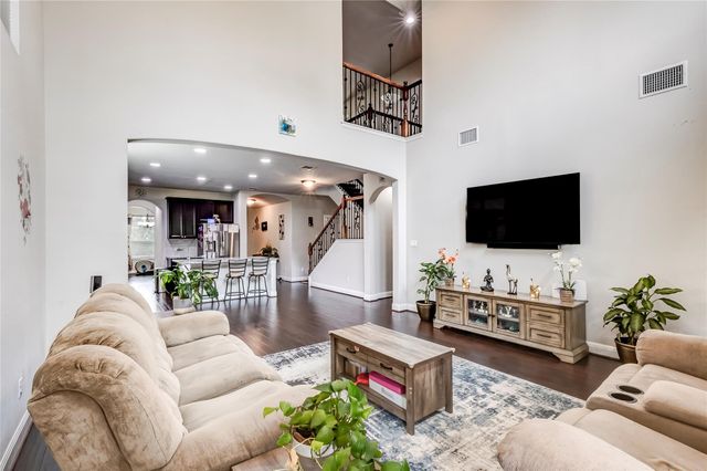 4424 Casa Robles DR, Leander, TX 78641