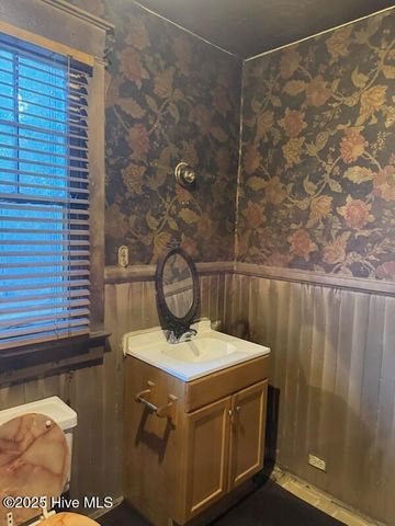 805 Sunset Avenue, Rocky Mount, NC 27804