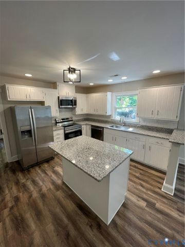 7700 Timber Dr, New Kent, VA 23141