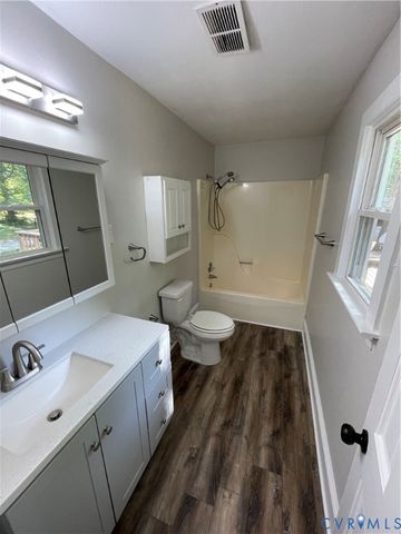 7700 Timber Dr, New Kent, VA 23141