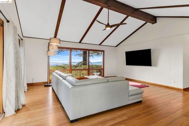 641 641 Alvarado Rd, Berkeley, CA 94705