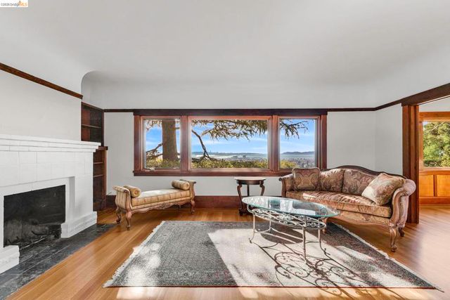 641 641 Alvarado Rd, Berkeley, CA 94705