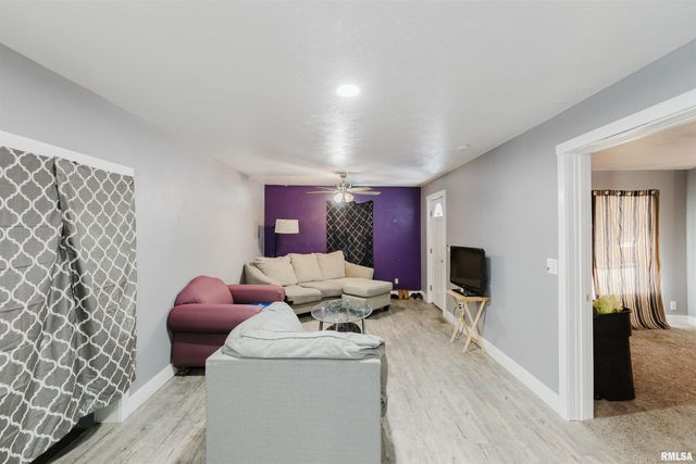 1201 N 11TH Street, Herrin, IL 62959