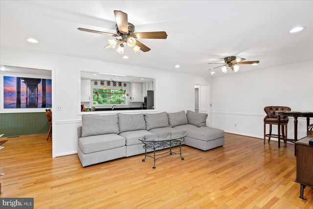 6360 TENNIS CT, Boston, VA 22713