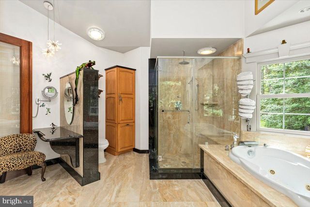 6360 TENNIS CT, Boston, VA 22713