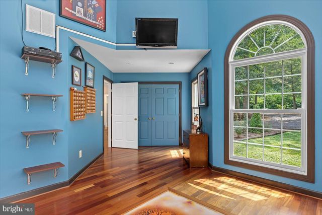 6360 TENNIS CT, Boston, VA 22713