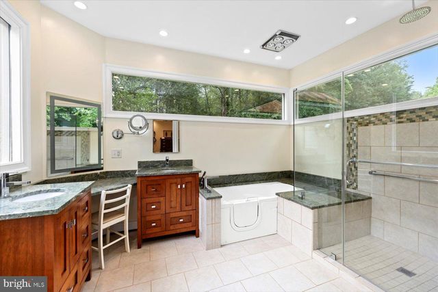 6360 TENNIS CT, Boston, VA 22713