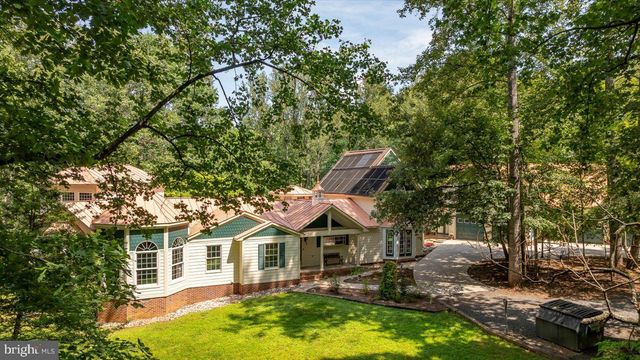 6360 TENNIS CT, Boston, VA 22713