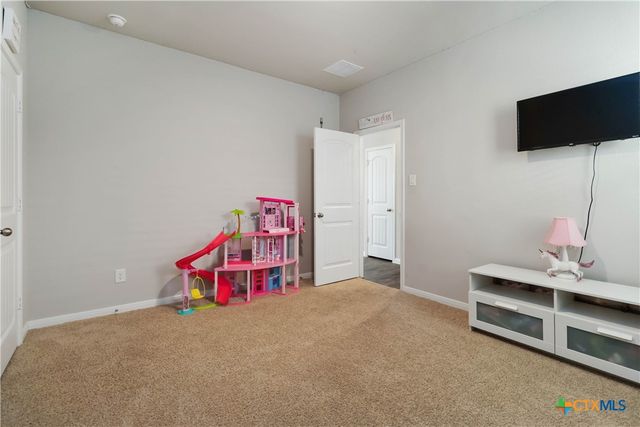 104 Sky Meadows Circle, San Marcos, TX 78666