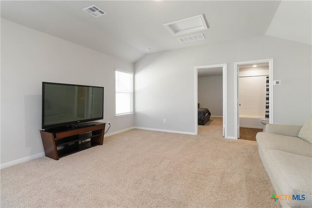 104 Sky Meadows Circle, San Marcos, TX 78666