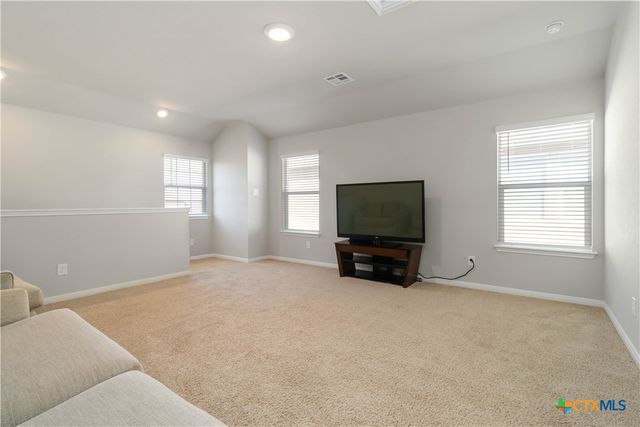 104 Sky Meadows Circle, San Marcos, TX 78666