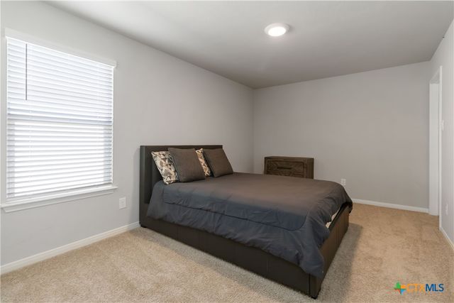 104 Sky Meadows Circle, San Marcos, TX 78666