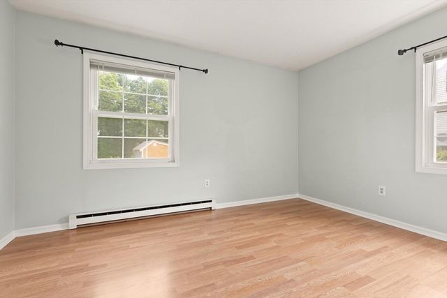 64 Larned Rd, Oxford, MA 01540