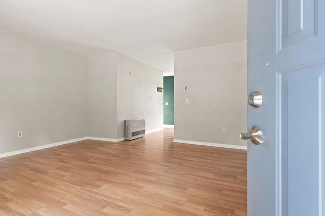 64 Larned Rd, Oxford, MA 01540