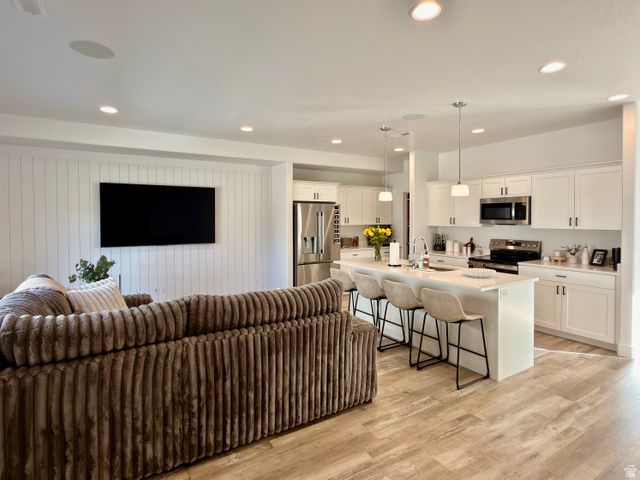 1705 W 2770 S, Syracuse, UT 84075