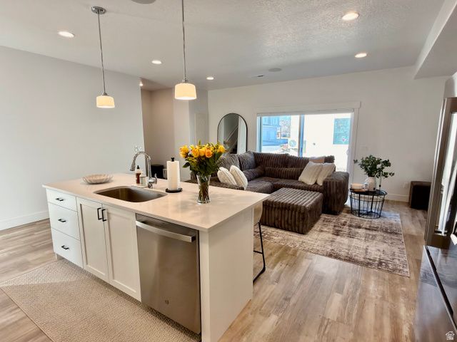 1705 W 2770 S, Syracuse, UT 84075