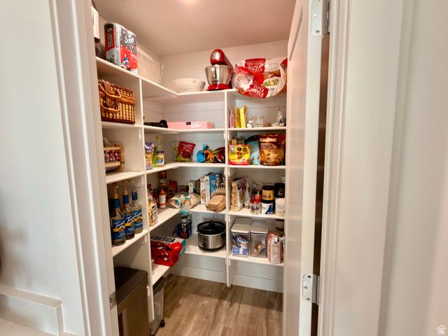 1705 W 2770 S, Syracuse, UT 84075