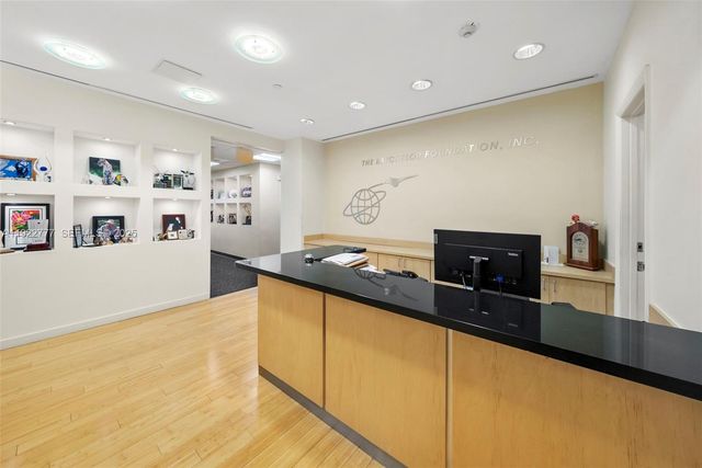 1680 Michigan Ave PH1A-PH1D, Miami Beach, FL 33139