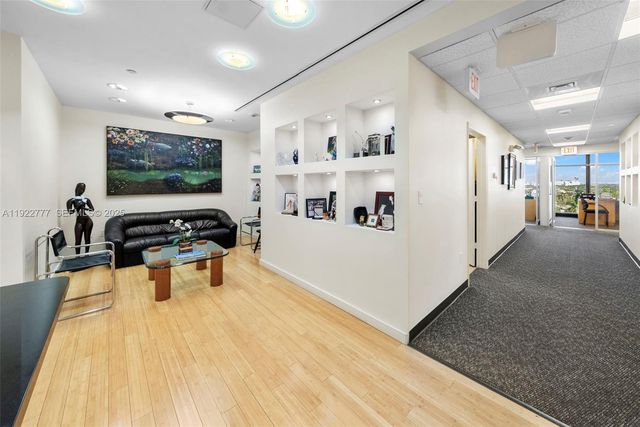 1680 Michigan Ave PH1A-PH1D, Miami Beach, FL 33139