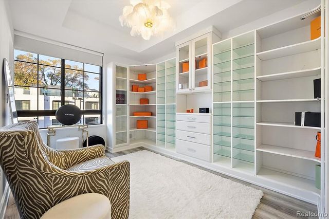 533 E Harrison Avenue 41, Royal Oak, MI 48067