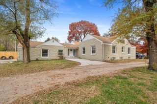 3722 E Elmwood, Wichita, KS 67218