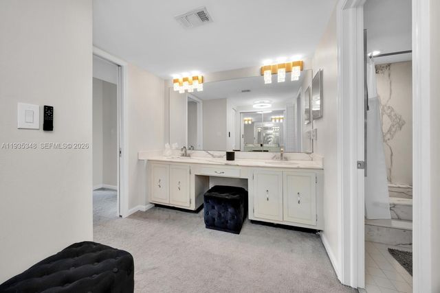 155 Ocean Lane Dr 413, Key Biscayne, FL 33149