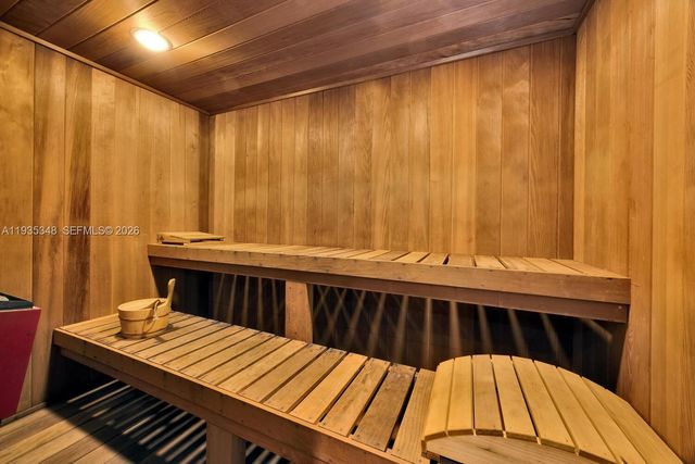 155 Ocean Lane Dr 413, Key Biscayne, FL 33149