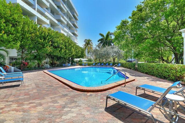 155 Ocean Lane Dr 413, Key Biscayne, FL 33149