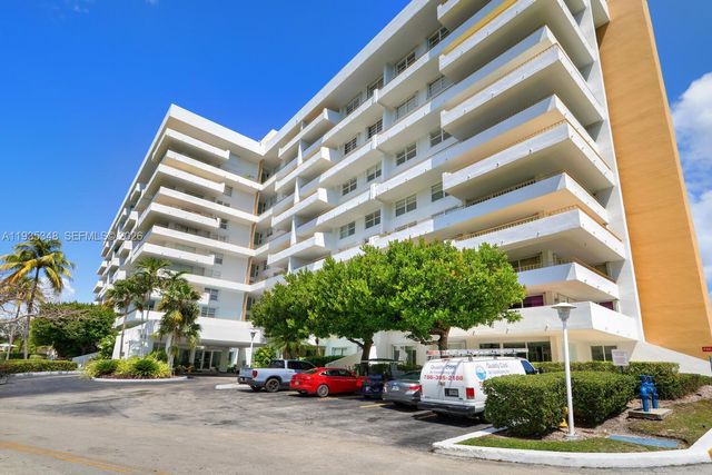 155 Ocean Lane Dr 413, Key Biscayne, FL 33149