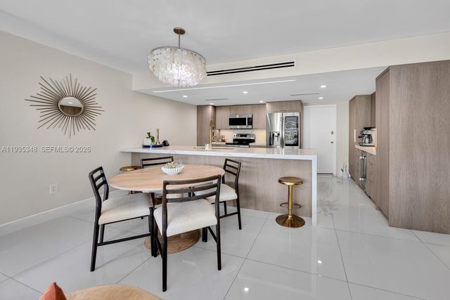 155 Ocean Lane Dr 413, Key Biscayne, FL 33149