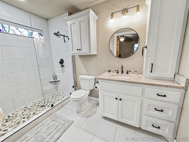 411 S Lee Avenue, Tahlequah, OK 74464