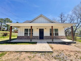 411 S Lee Avenue, Tahlequah, OK 74464