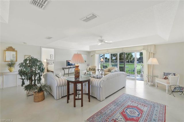 278 Winners CIR # 2672, Naples, FL 34112